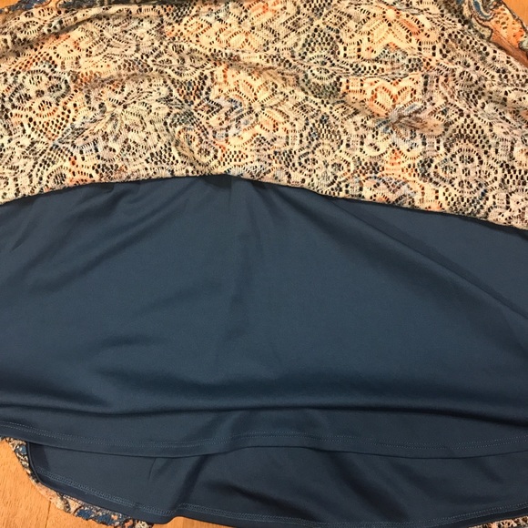 5/$25 Forever 21 + Floral Lace Circle Dress - Picture 7 of 8